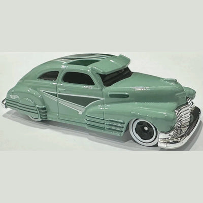 Hot Wheels 2026 #045 - '47 Chevy Fleetline