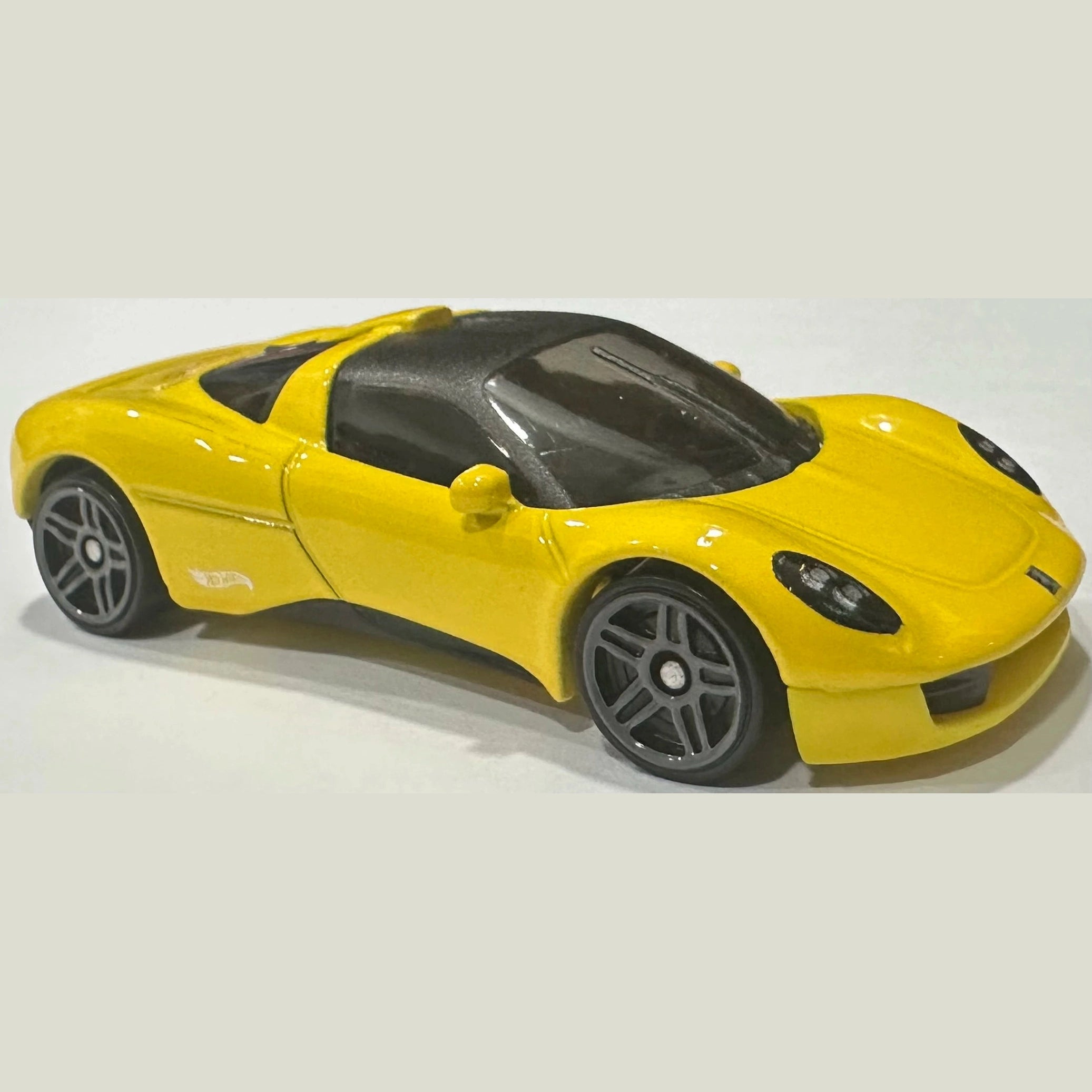 Hot Wheels 2026 #003 - Gordon Murray Automotive T.33