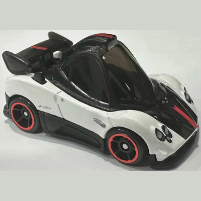 Hot Wheels 2026 #026 - Pagani Zonda Cinque